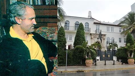 corpo versace morto|gianni versace wikipedia.